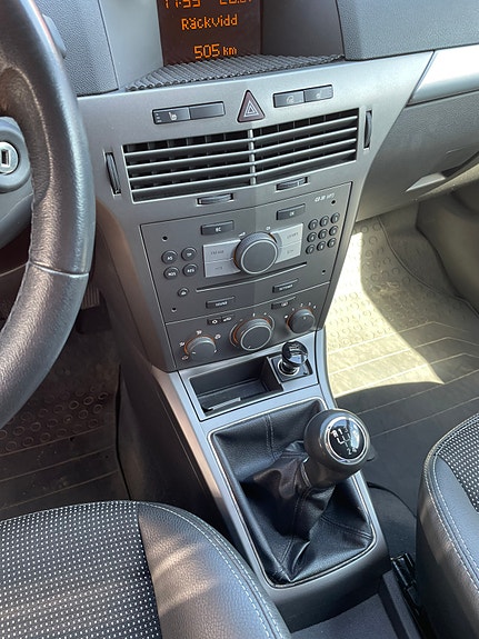 Opel Astra 11 of 17