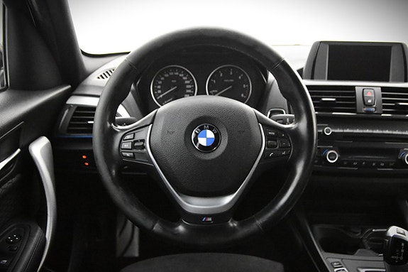 BMW 118d 11 of 19