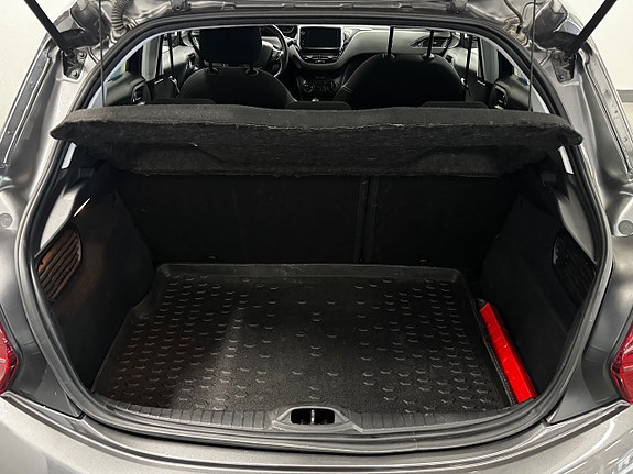 Peugeot 208 5 of 17
