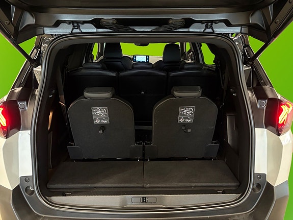 Peugeot 5008 17 of 26