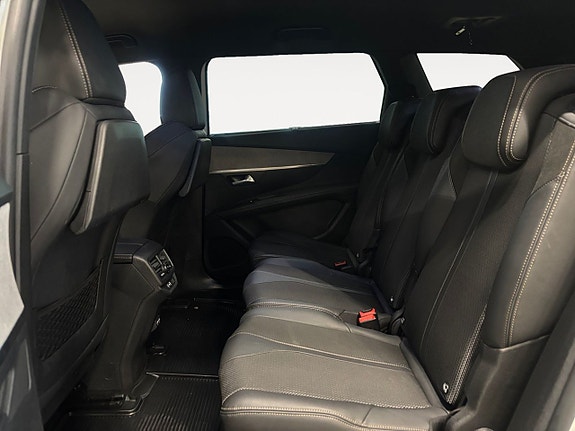 Peugeot 5008 15 of 26