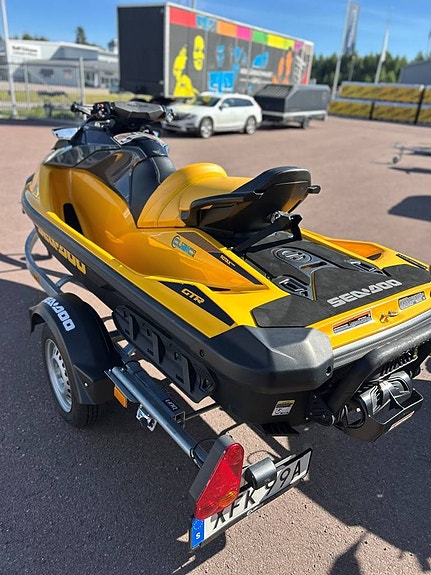 SEA-DOO GTR 230 -23 6 of 8
