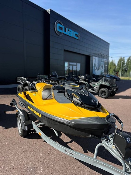 SEA-DOO GTR 230 -23 4 of 8