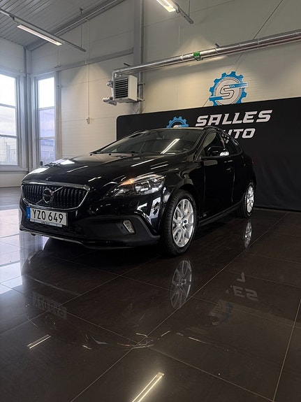 Volvo V40 Cross Country 6 of 30