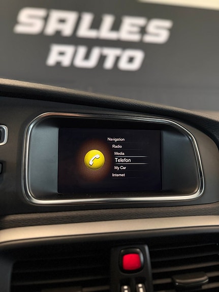 Volvo V40 Cross Country 26 of 30