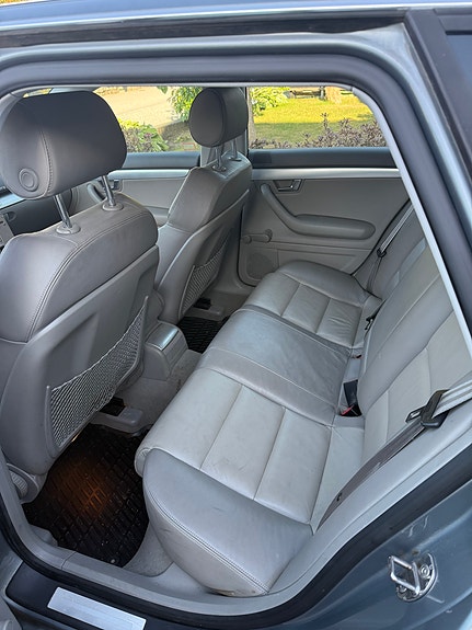 Audi A4 5 of 7