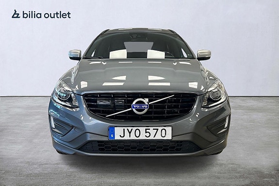 Volvo XC60 8 of 29