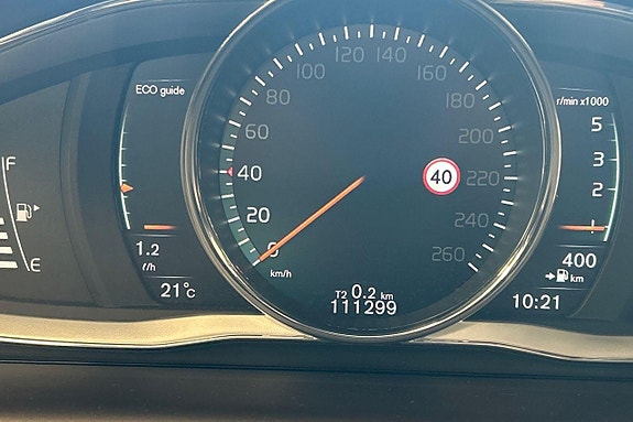 Volvo XC60 15 of 29