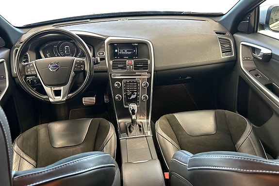 Volvo XC60 13 of 29