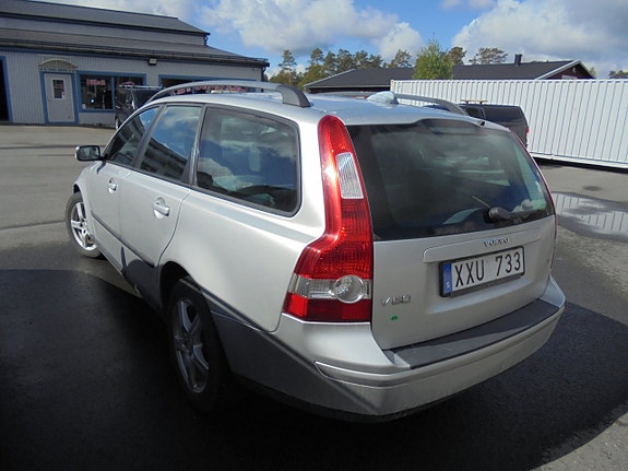 Volvo V50 4 of 7