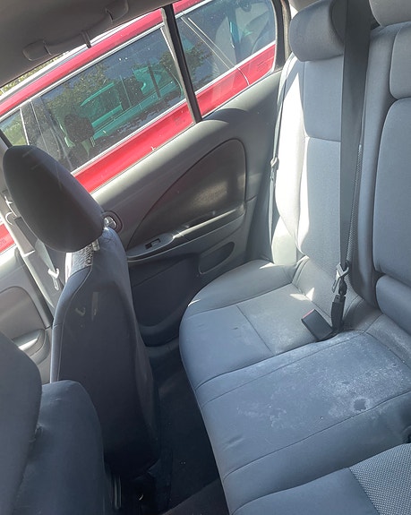 Nissan Almera 4 of 6