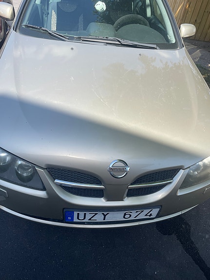 Nissan Almera 6 of 6