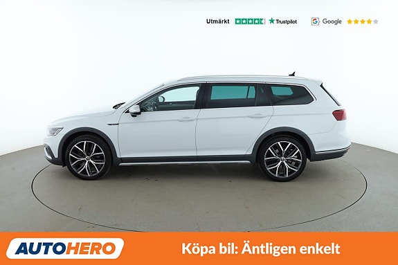 Volkswagen Passat Alltrack 2 of 30