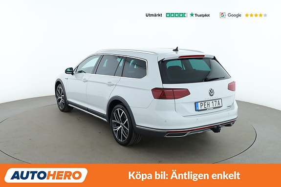 Volkswagen Passat Alltrack 3 of 30