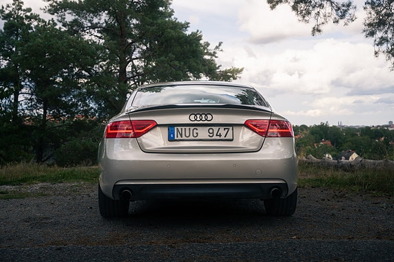 Audi A5 3 of 15