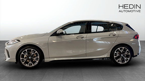 BMW 120 6 of 10