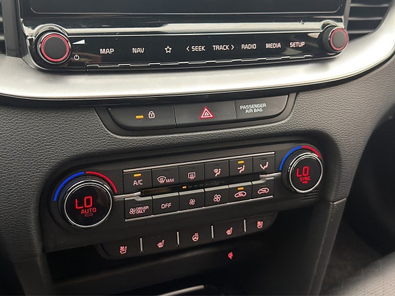Kia Ceed 18 of 30
