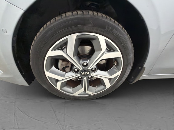 Kia Ceed 30 of 30
