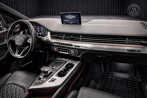 Audi SQ7 9 of 11