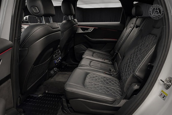 Audi SQ7 10 of 11