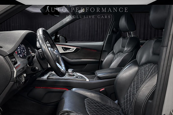 Audi SQ7 6 of 11