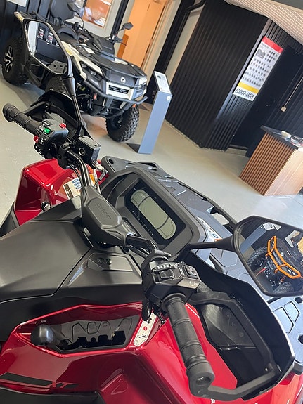 Can-Am Outlander 850 XT ABS 5 of 5
