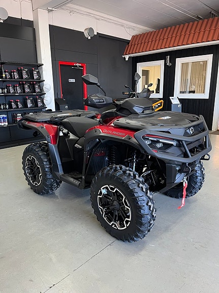 Can-Am Outlander 850 XT ABS 2 of 5