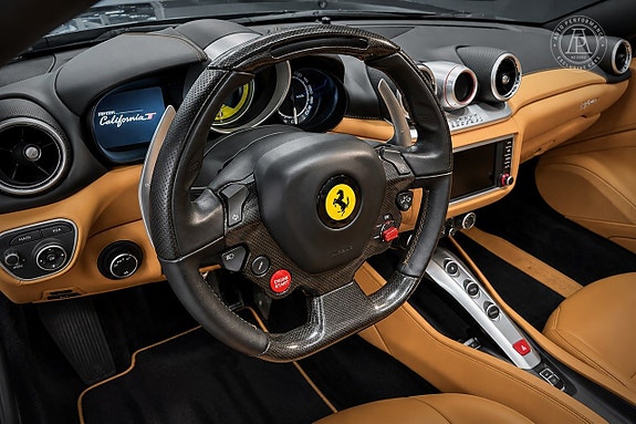 Ferrari California T 7 of 12