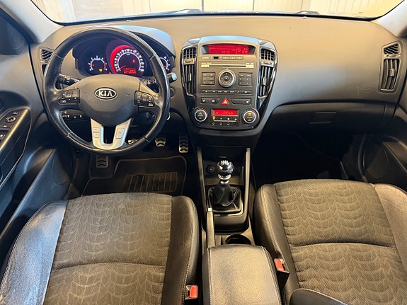 Kia Ceed 12 of 14