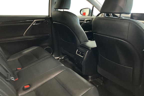 Lexus RX450h 11 of 30