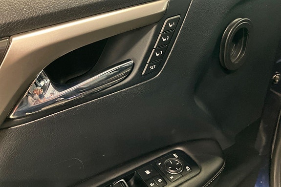 Lexus RX450h 24 of 30