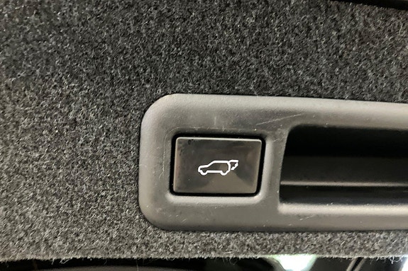 Lexus RX450h 27 of 30