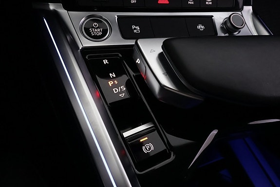 Audi Q8 20 of 27