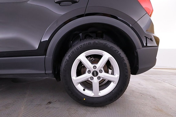 Audi Q2 14 of 18