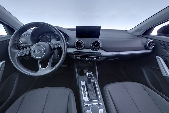 Audi Q2 7 of 18