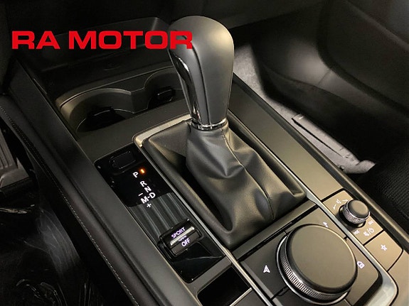 Mazda CX-30 16 of 23
