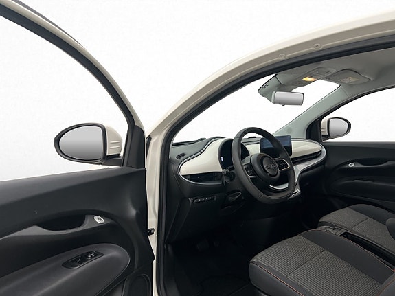 Fiat 500e 9 of 30