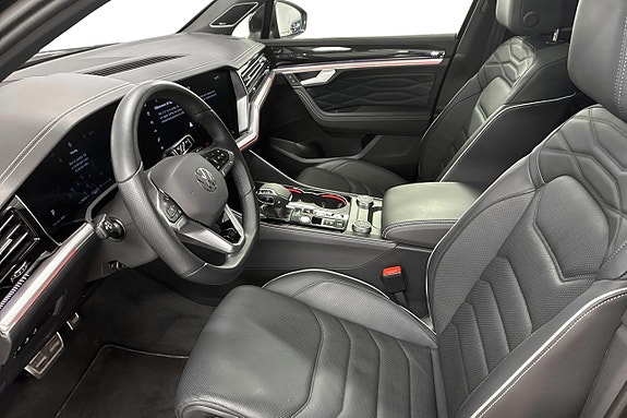 Volkswagen Touareg 16 of 30