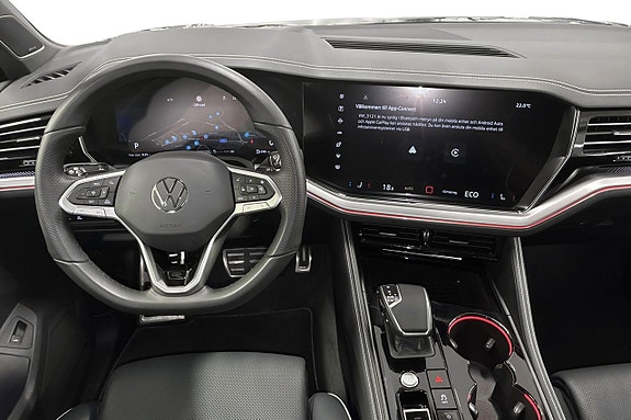 Volkswagen Touareg 14 of 30