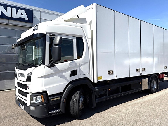 Scania P 360 B4x2NB Distribution 2 of 12