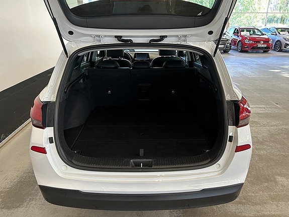 Hyundai i30 9 of 19