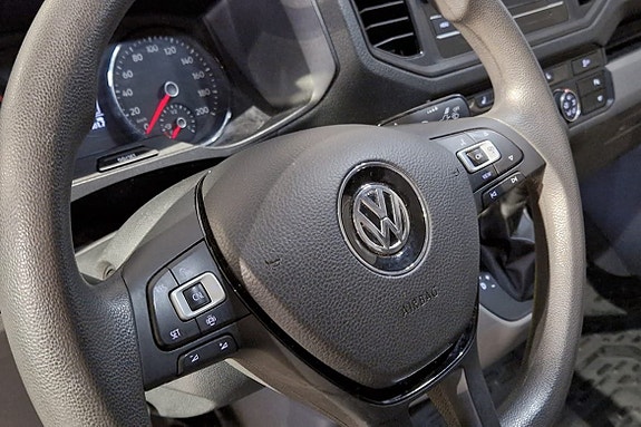 Volkswagen Crafter 10 of 17