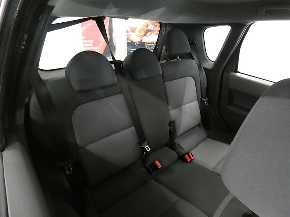 Mitsubishi Colt 15 of 15