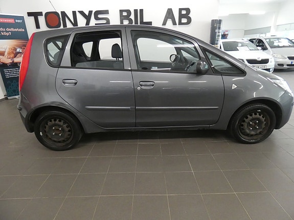Mitsubishi Colt 6 of 15