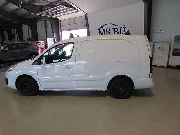 Citroen Berlingo 8 of 17