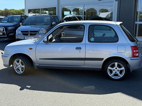 Nissan Micra 6 of 13