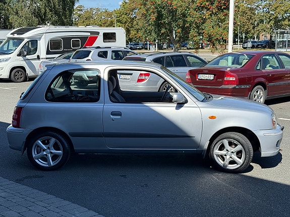 Nissan Micra 3 of 13