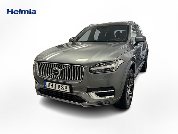 Volvo XC90 3 of 12