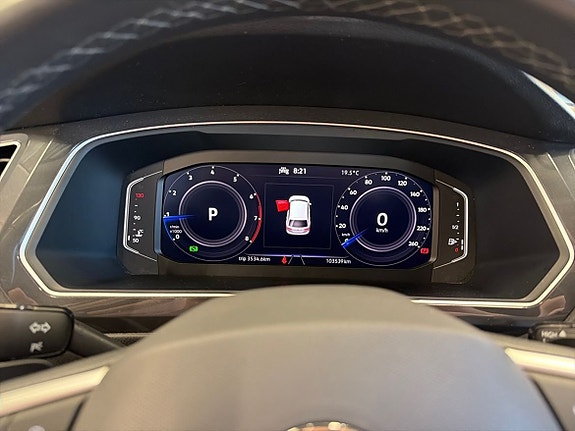 Volkswagen Tiguan Allspace 13 of 23