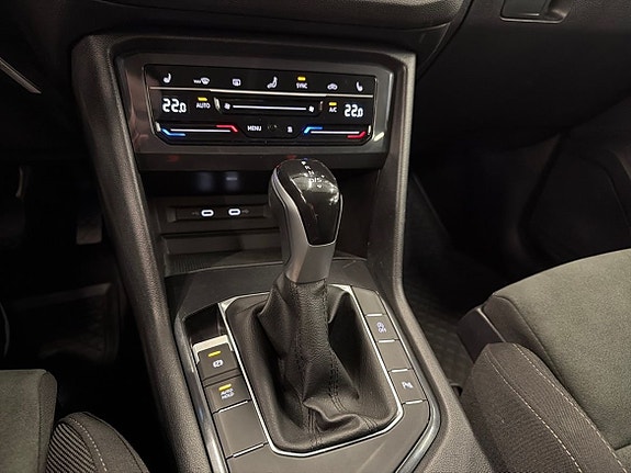 Volkswagen Tiguan Allspace 19 of 23